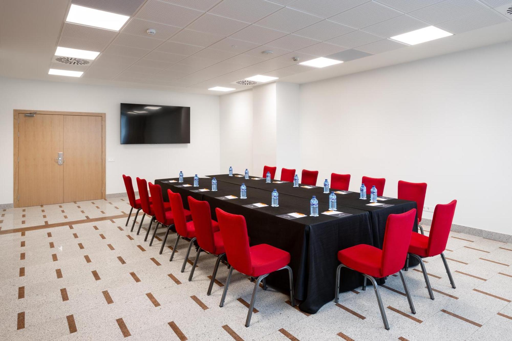 Frontair Congress Aeropuerto Hotel 4*